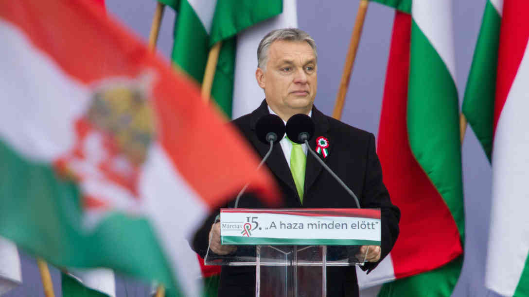 Viktor Orban hält am 16. März 2018 eine Rede anlässlich der Feierlichkeiten zum 170. Jahrestag der ungarischen Revolution 1848. Foto: picture alliance | Photoshot