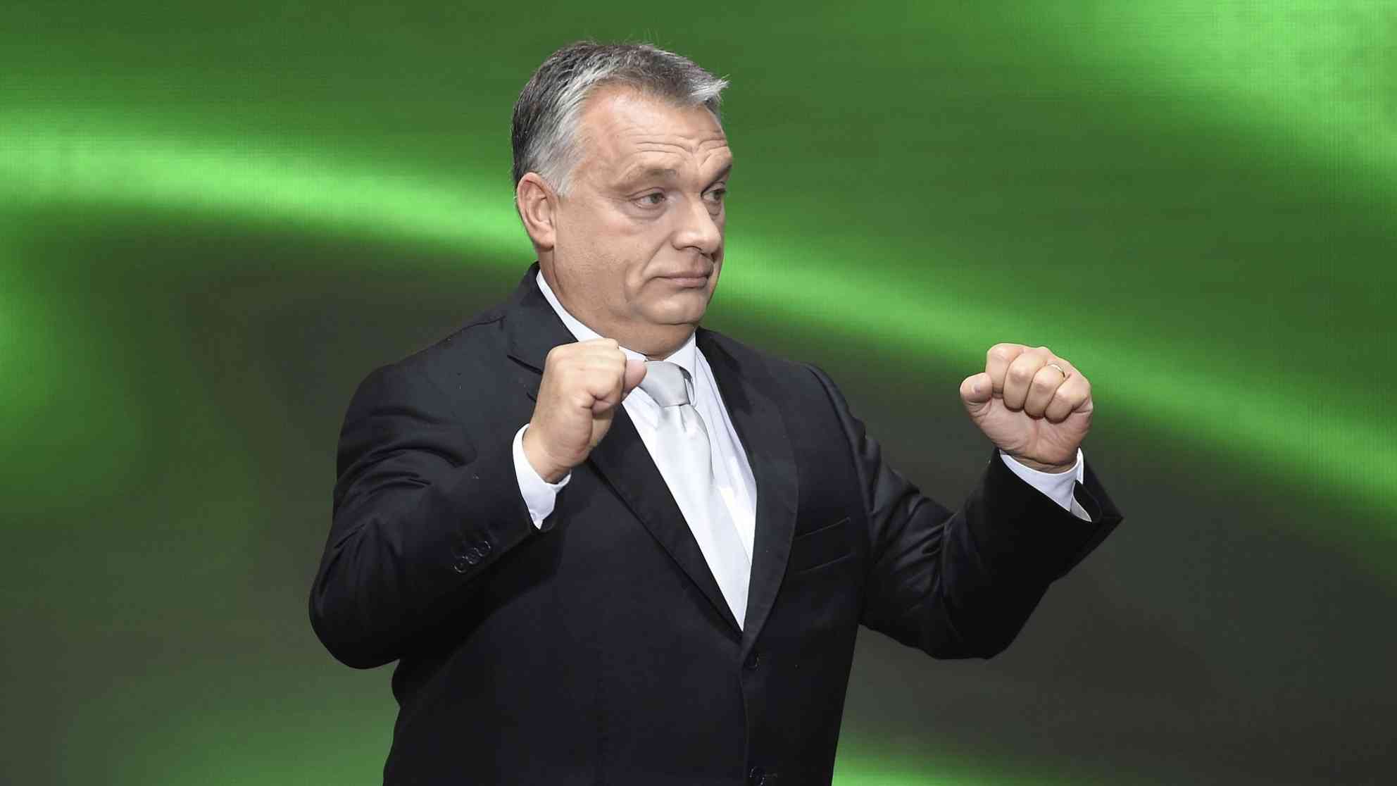 Es scheint sicher, dass Viktor Orban nach den Parlamentswahlen zum nunmehr vierten Mal als Premier Ungarn führen wird. Foto: picture alliance | AP Photo