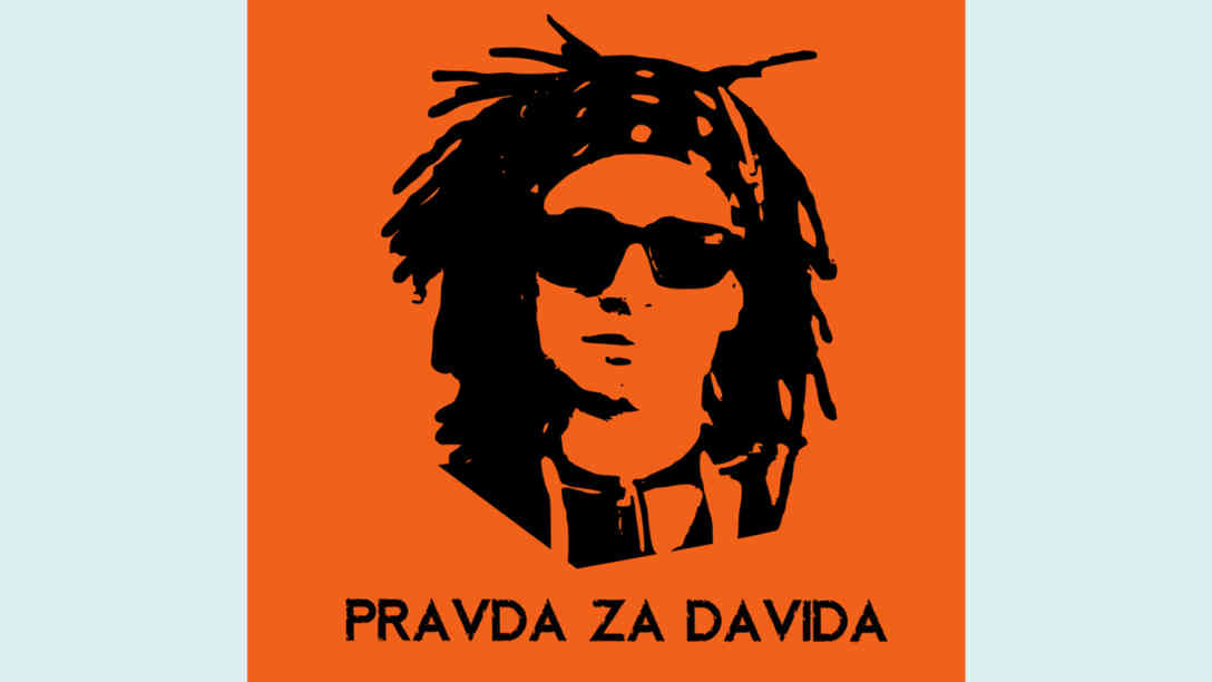 Davids Freunde und Familie begannen Ende März, jeden Abend Mahnwachen unter dem Motto „Gerechtigkeit für David“ abzuhalten. Und jeden Abend kamen mehr Menschen dazu. Inzwischen ist das gesamte Land erfasst. Bild: Screenshot Facebook PRAVDA ZA DAVIDA.