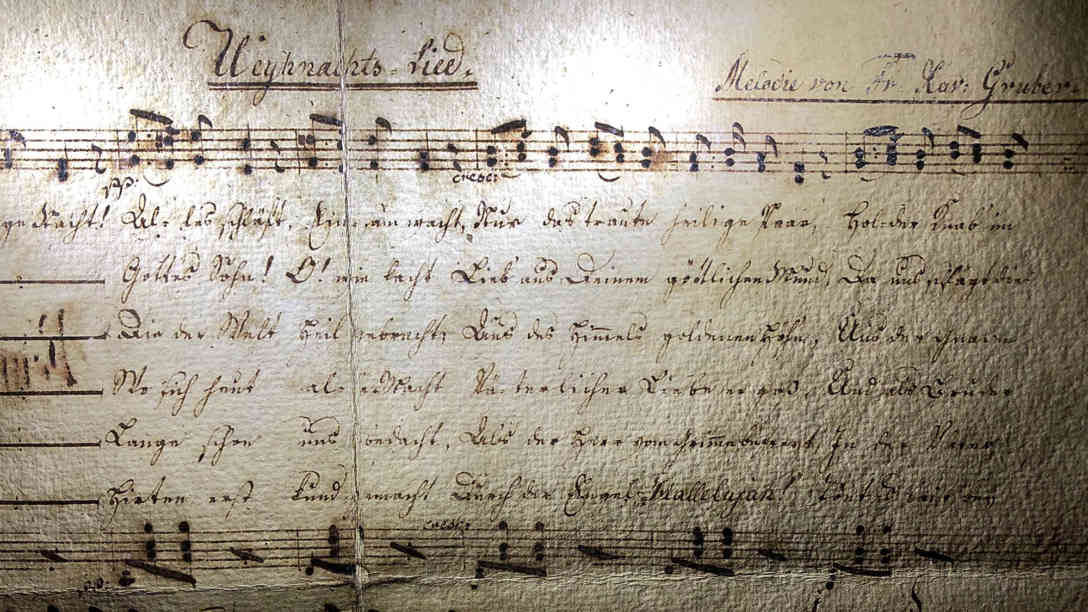 Auf diesem Autographen ist die 200 Jahre alte Originalfassung von 'Stille Nacht!' abgebildet. Foto: BR | Vera Gasber