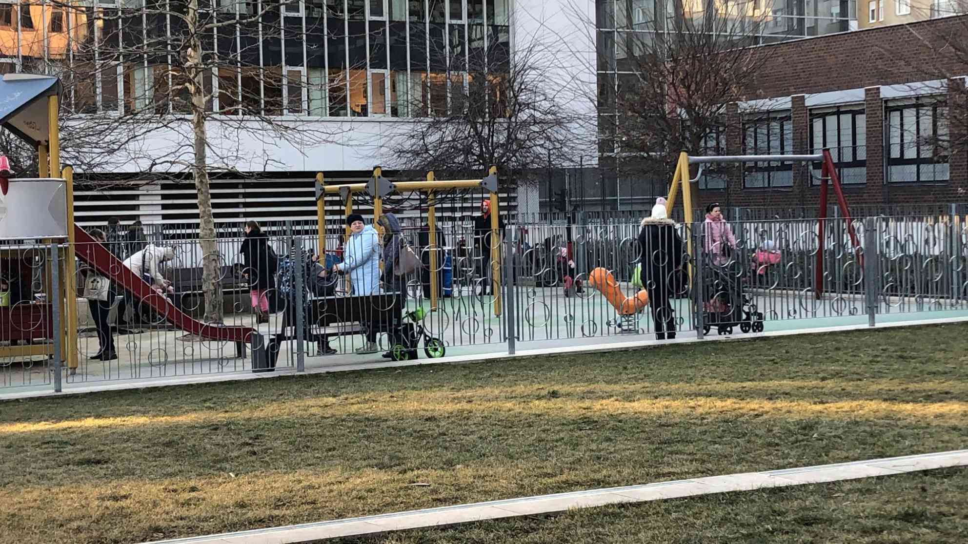 Ein Spielplatz in Budapest. Seit Jahrzehnten kämpft Ungarn mit demographischen Problemen. Aber Einwanderung ist für Ministerpräsidenten Viktor Oraban kein Lösungsansatz. Foto: BR | Attila Poth