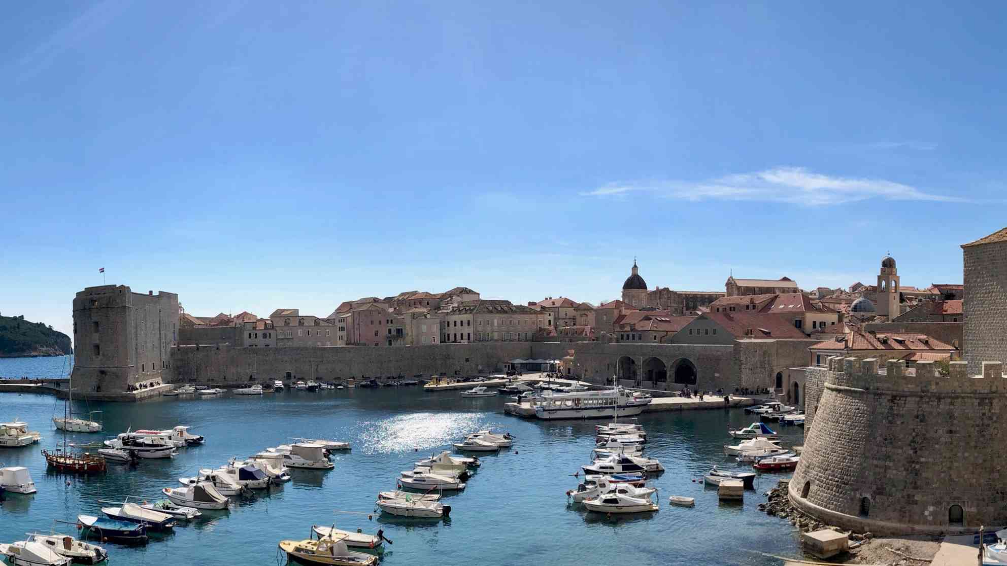 Dubrovnik gehört zu den touristischen Hotspots Europas und nur in den ersten zwei Monaten des Jahres sind die Einheimischen weitestgehend unter sich. Foto: BR | Gordan Godec