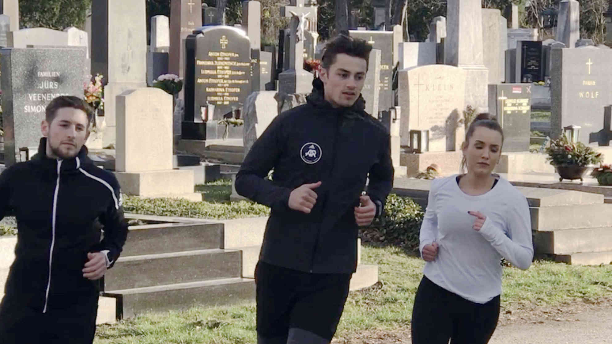 Joggen auf dem Zentralfriedhof in Wien. Foto: BR | Till Rüger
