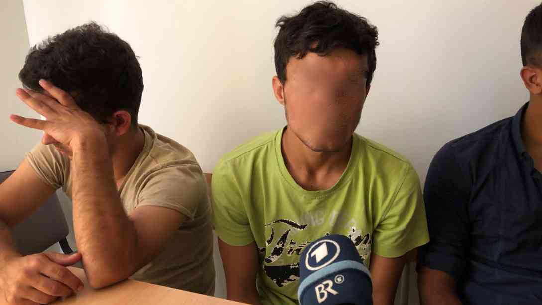 Rashid aus Afghanistan, 16 Jahre alt (sein wirklicher Name ist der Redaktion bekannt) wirft der kroatischen Grenzpolizei vor, ihn gefoltert zu haben. Foto: BR | Dejan Stefanovic