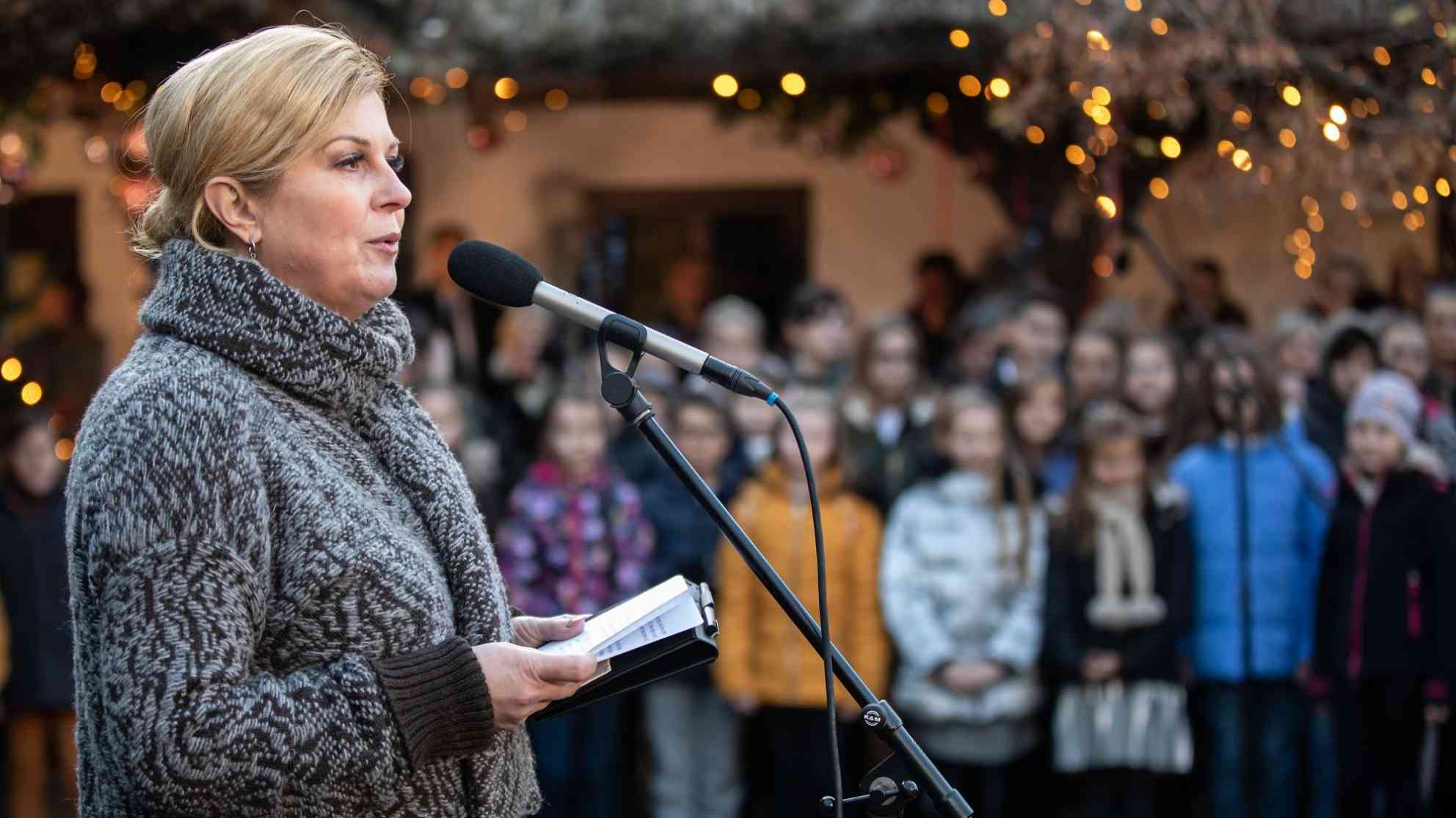 Die aktuelle Präsidentin Kroatiens Kolinda Grabar-Kitarovic hat ihren anfänglich deutlichen Vorsprung vor allen andern Präsidentschaftskandidaten verspielt und muss nun um ihre Wiederwahl bangen. Foto: picture alliance | Xinhua