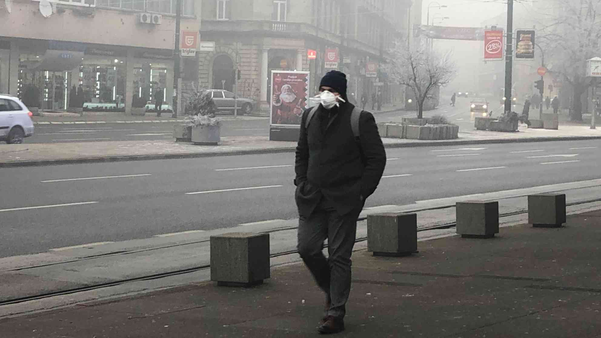 In Sarajevo erfüllen rund 53.000 PkW nicht die vorgeschriebenen Abgaswerte. Viele von ihnen sind über 20 Jahre alt. Foto: BR | Eldina Jasarevic