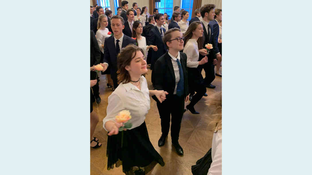 Iris Klopfer und Sophie Grau bei den Proben für den Wiener Opernball. Foto: BR | Christian Limpert
