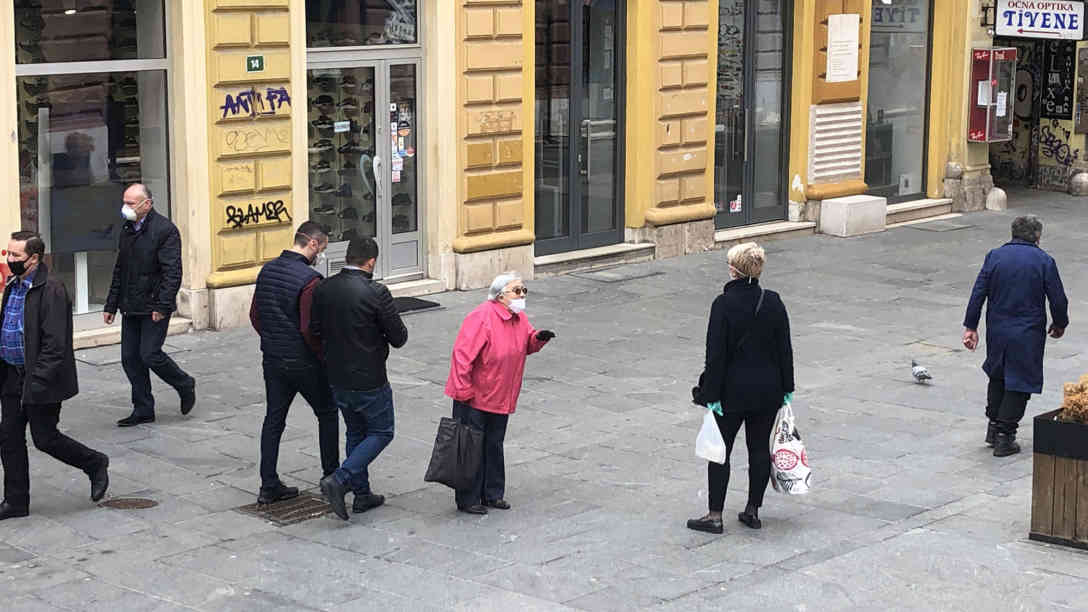 In Bosnien und Herzegowina gelten strenge Ausgangsbeschränkungen, vor allem für Senioren über 65. Erste Lockerungen werden für nächste Woche angedacht. Foto: BR | Eldina Jasarevic