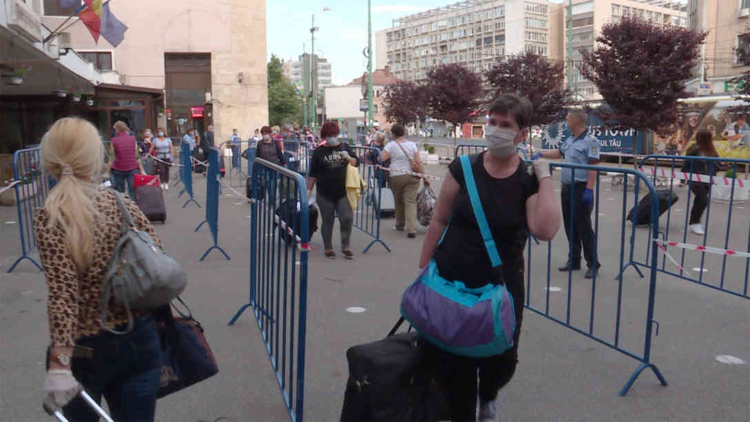 80 Pflegerinnen machten sich auf den Weg nach Wien, um ihre KlientInnen in Österreich in den nächsten Wochen zu betreuen. Foto: BR | Studio Wien | Videostandbild