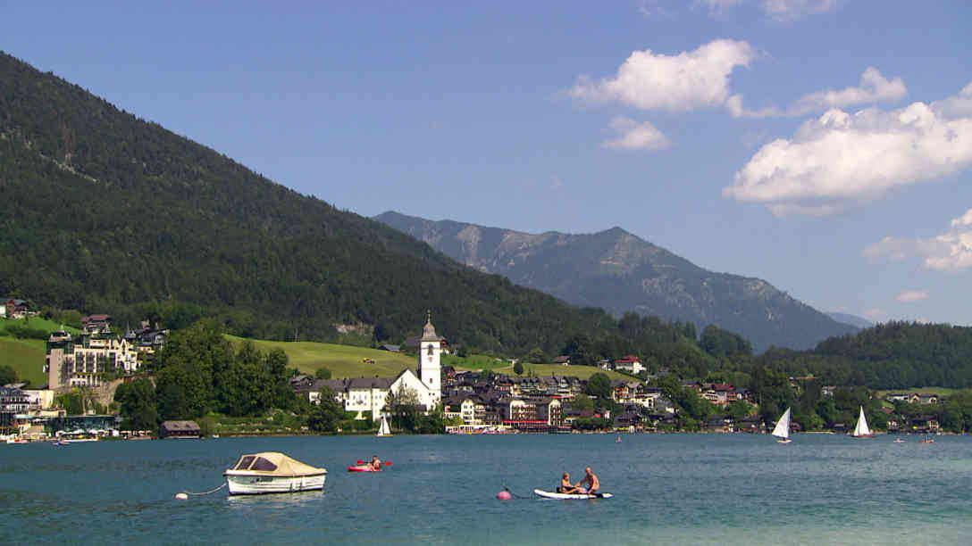 Seeblick auf St. Wolfgang. Foto: BR | Videostandbild | Markus Breiner