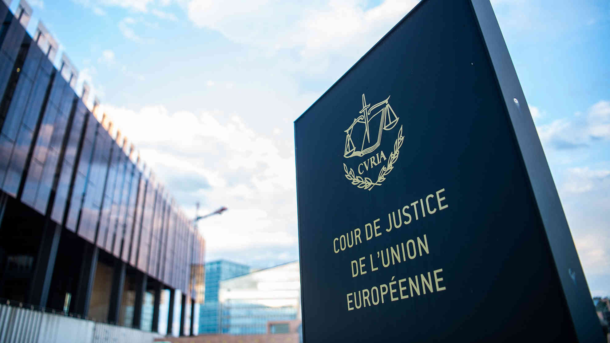 Schild vor dem Europäischen Gerichtshof in Luxemburg. Foto: Foto: picture alliance | Arne Immanuel Bänsch | dpa